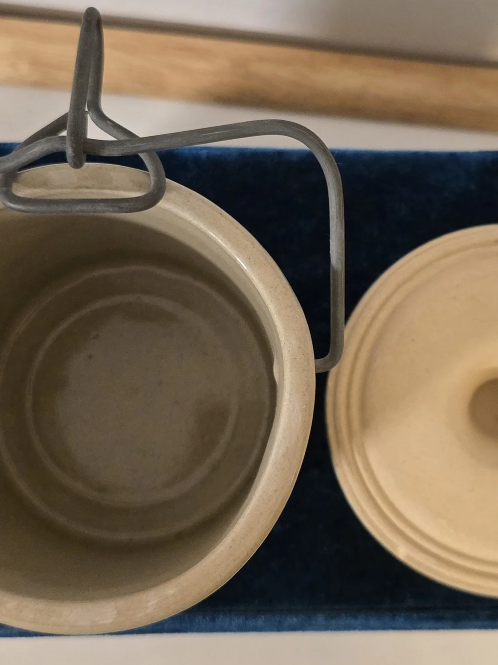 Vintage Wisconsin Pioneer Stoneware Cheese Crock with Lid & Wire Bail